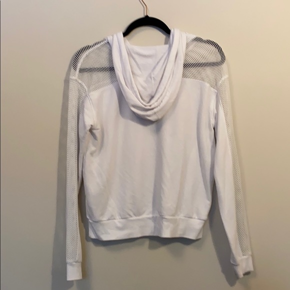 White hoodie, half mesh sleeves - Picture 3 of 4